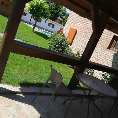Lisztes زاماردي